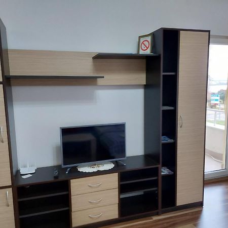 Adam' S Apartment 3 Kladovo Zewnętrze zdjęcie