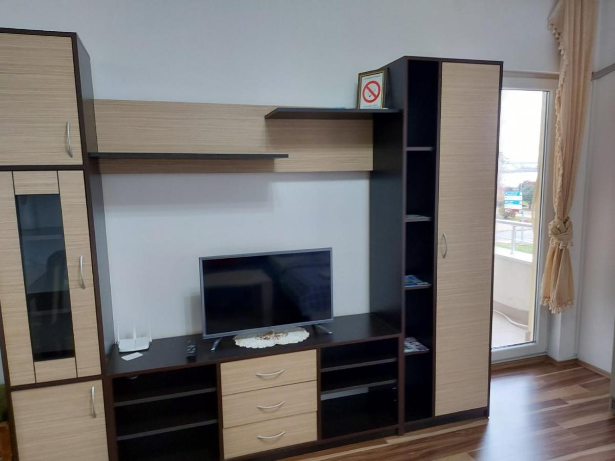 Adam' S Apartment 3 Kladovo Zewnętrze zdjęcie