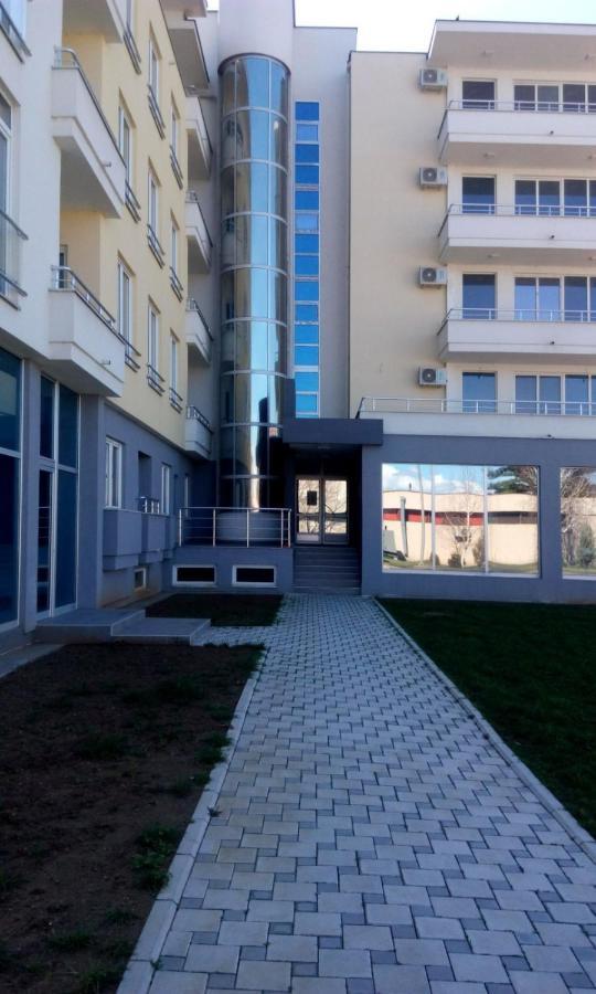 Adam' S Apartment 3 Kladovo Zewnętrze zdjęcie